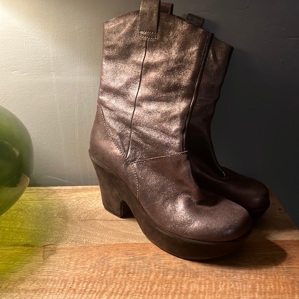 Kork-Ease Bronze Leather Boots Sz 9